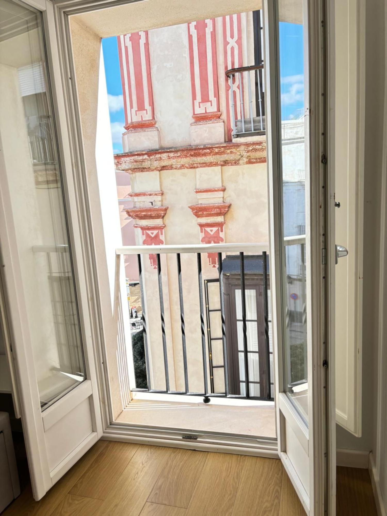 Luminoso Apartamento En El Centro De Cádiz Buitenkant foto