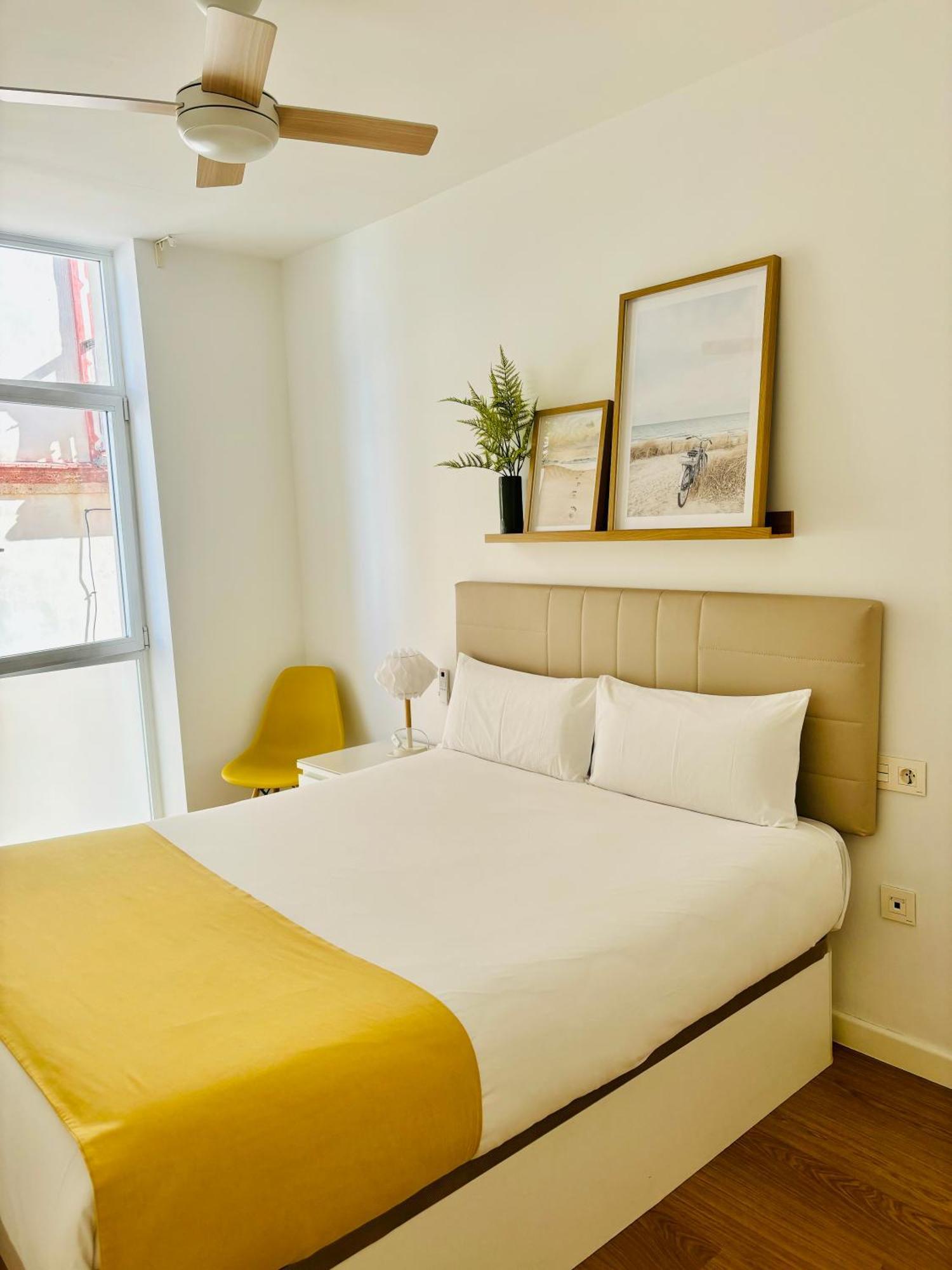 Luminoso Apartamento En El Centro De Cádiz Buitenkant foto